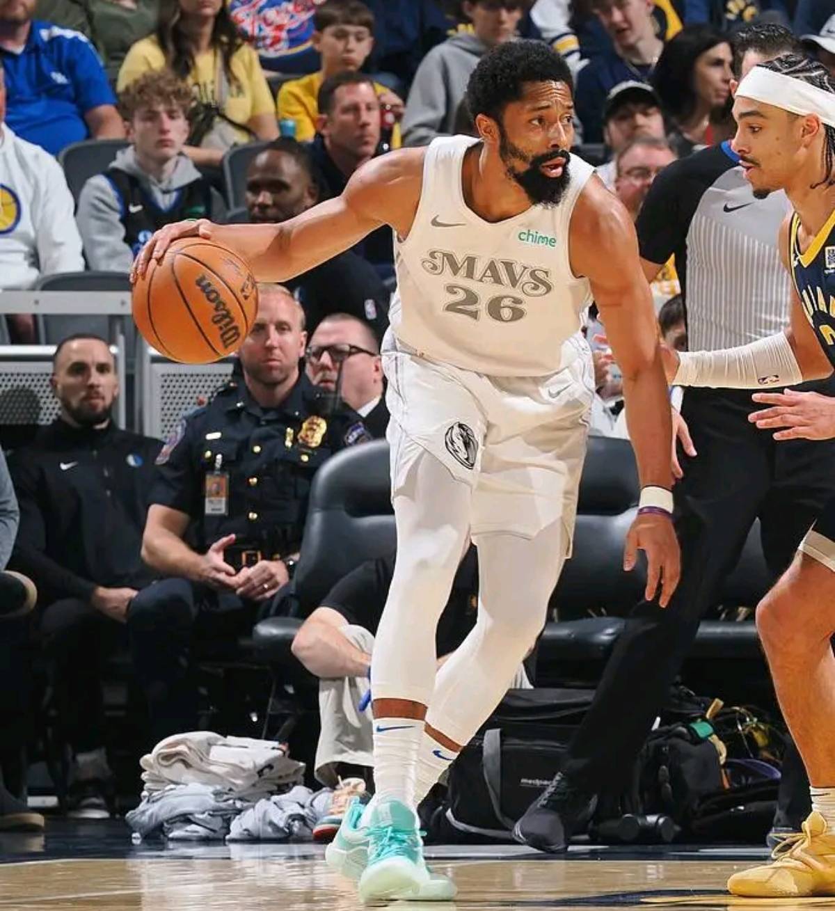 NBA常规赛赛程吃紧,夏洛特黄蜂清晨回应争议,态度坚定,训练强度明显提升的简单介绍 NBA常规赛赛程吃紧,夏洛特黄蜂清晨回应争议,态度坚定,训练强度明显提升的简单介绍