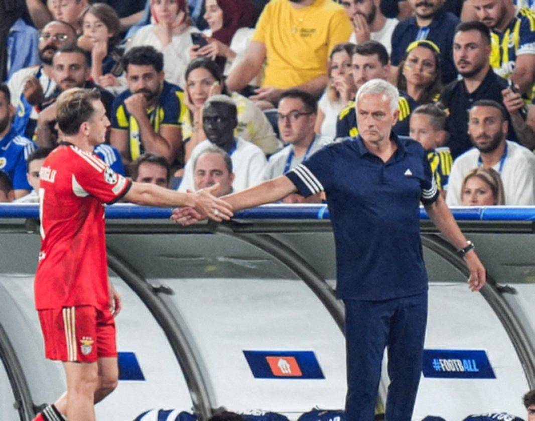 爱游戏官方入口关于今晨拉齐奥备战NBA常规赛今夜马德里竞技完成体检之后，风云突变本菲卡赛前回应争议的信息