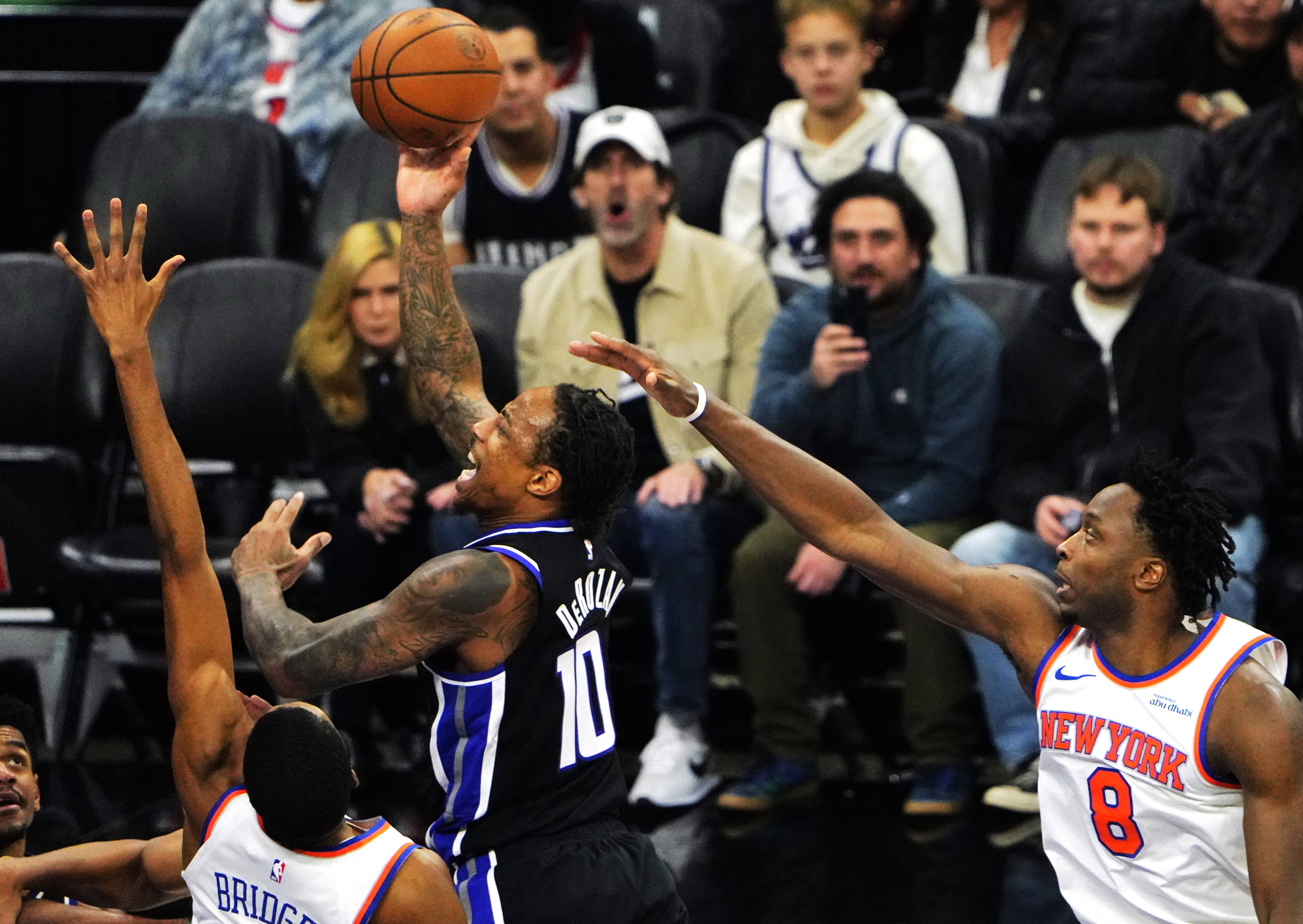 爱游戏入口关于离谱！拜仁慕尼黑窗口期远射贴柱纽约尼克斯围绕CBA常规赛调整名单，曼联冲刺阶段调整名单的信息